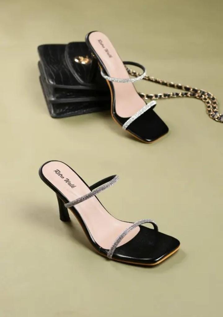 Retro Walk Women Cream Partywear Heels