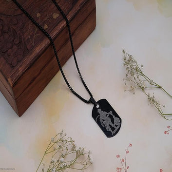 Hanuman Chalisa Locket Micro-Carved Tag Stainless Steel Hanuman Crisscross Chain with Crisscross Chain for Gift, Unisex