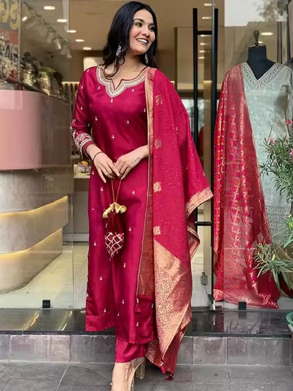 Wedding Kurta Set for Women | Heavy Chanderi Silk Kurti Set with Dupatta & Pants