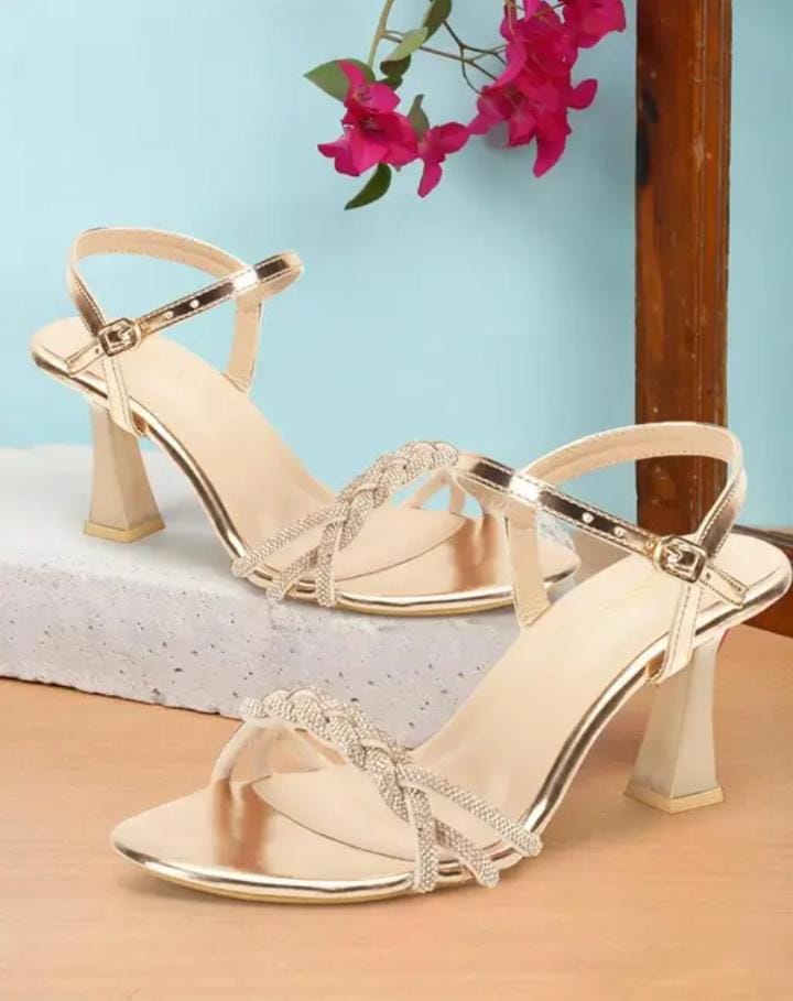Retro Walk Rhinstone Fashionable Pencil Heels For Girls and Women