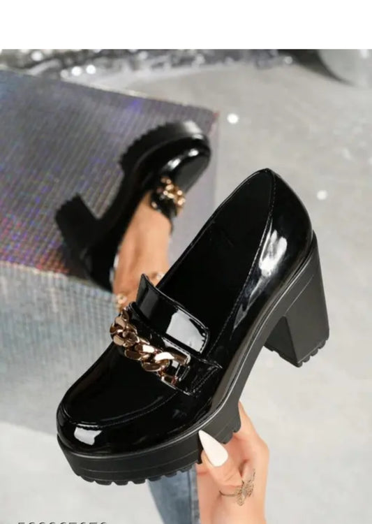 Latest fashion trending moment