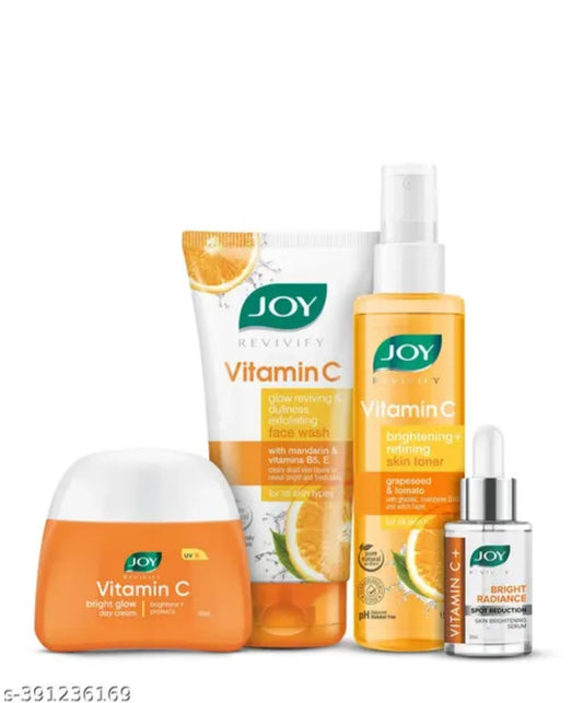 Vit C Full Face Care Set (4 Items)